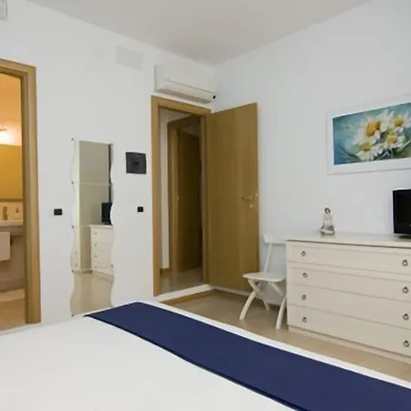 Casa de hóspedes Pangea 3*